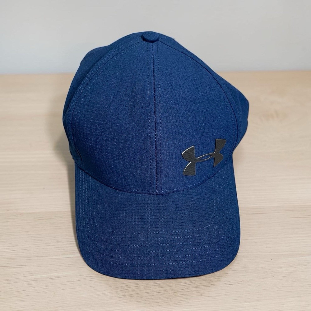 Under Armour Baseball Cap Size L/XL Navy Blue Classic Stretch Fitted Logo
